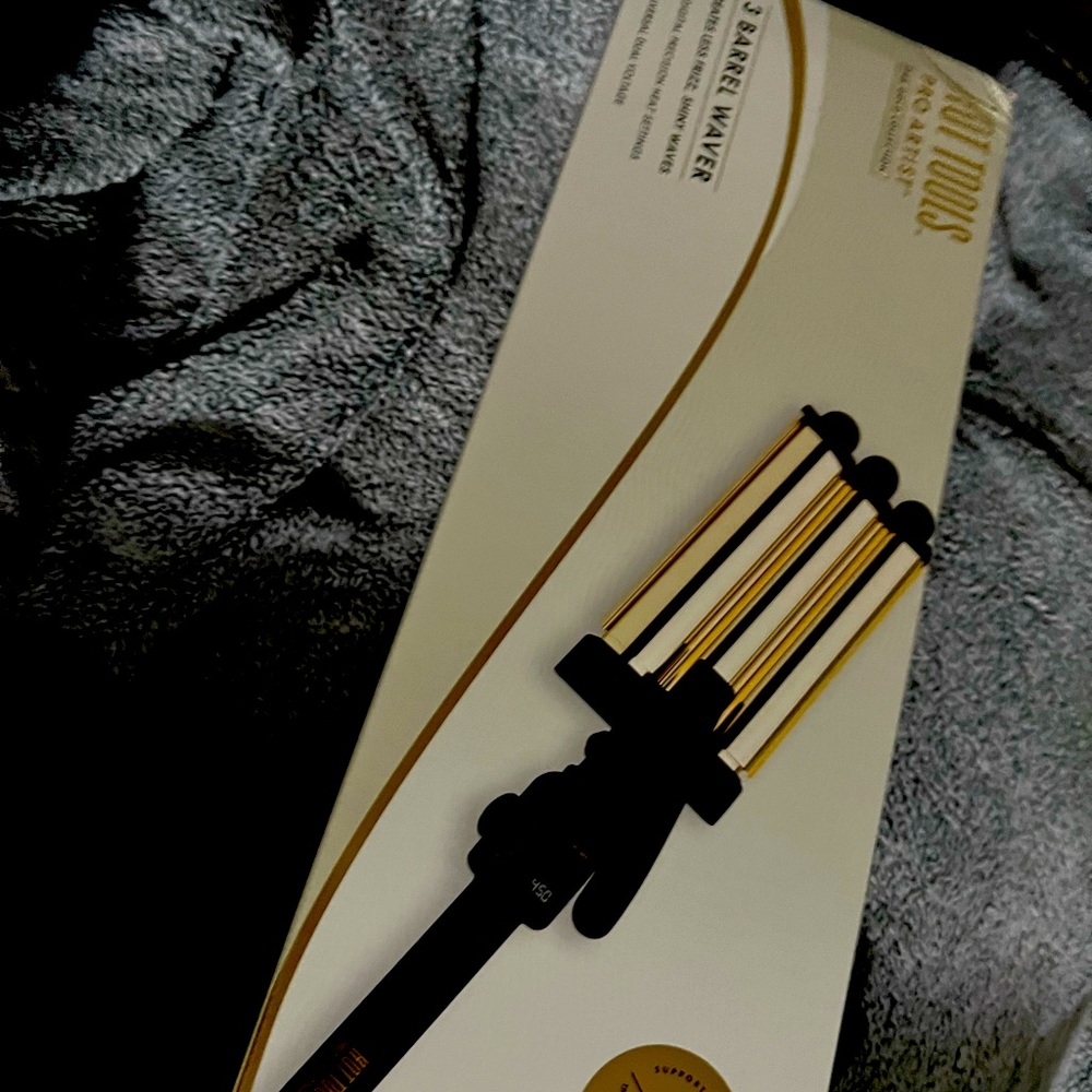 Hot tools pro three barrel waver